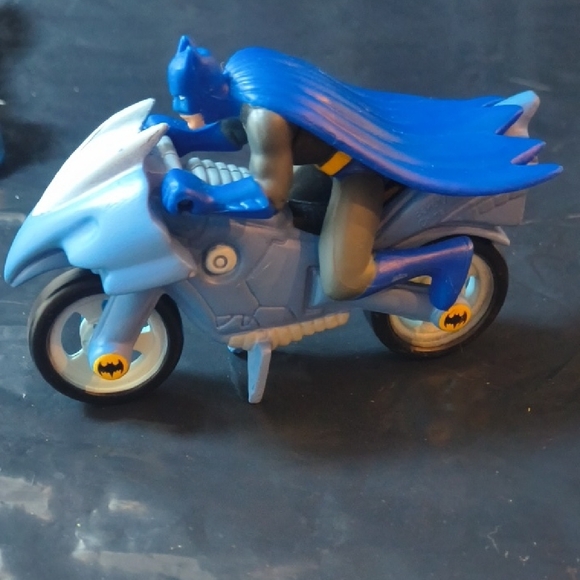 Batman Batmobile Batcycle & Villan Vehicle Collection Vintage & Modern - Picture 12 of 16